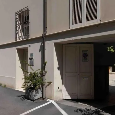 La Casa Di Piazza Baracca Con Posto Auto Ravenna